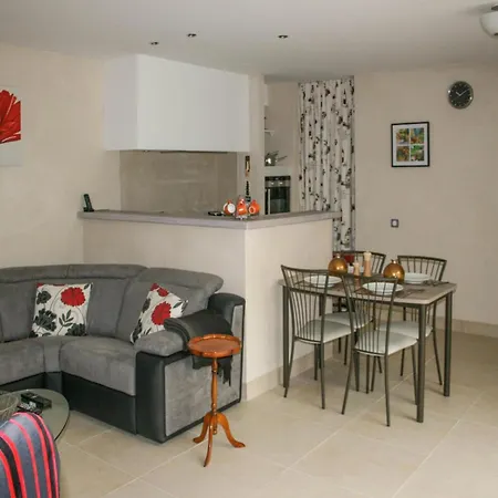 La Sempesserre Dom wakacyjny Saint-Maurin